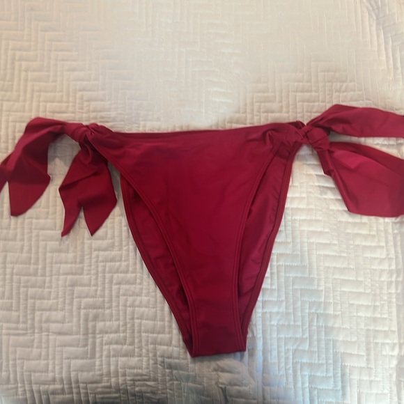 Ruby 2 piece bathing suit. NWT model pics are true color of suit - Picture 2 of 9
